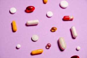 Suplementy, tabletki na sen i ziołowe leki nasenne - jak działają, składniki aktywne