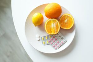Niedobór jakich witamin powoduje ból stawów?