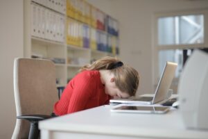 Jak walczyć z brakiem energii i przewlekłym zmęczeniem