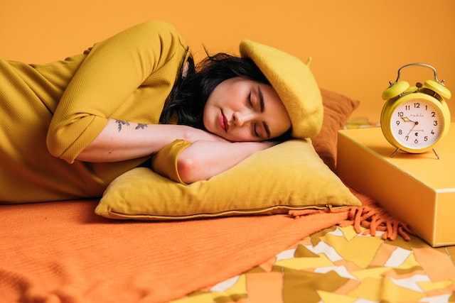 Tabletki i suplementy diety na dobry i spokojny sen