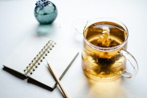 Herbaty i zioła wspierające detoks organizmu